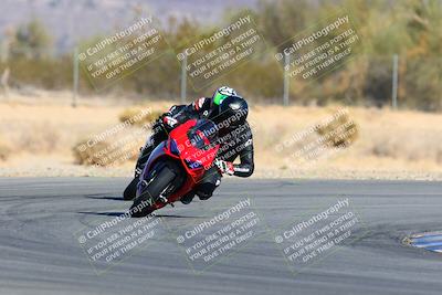 media/Jan-09-2022-SoCal Trackdays (Sun) [[2b1fec8404]]/Turn 6 (1035am)/